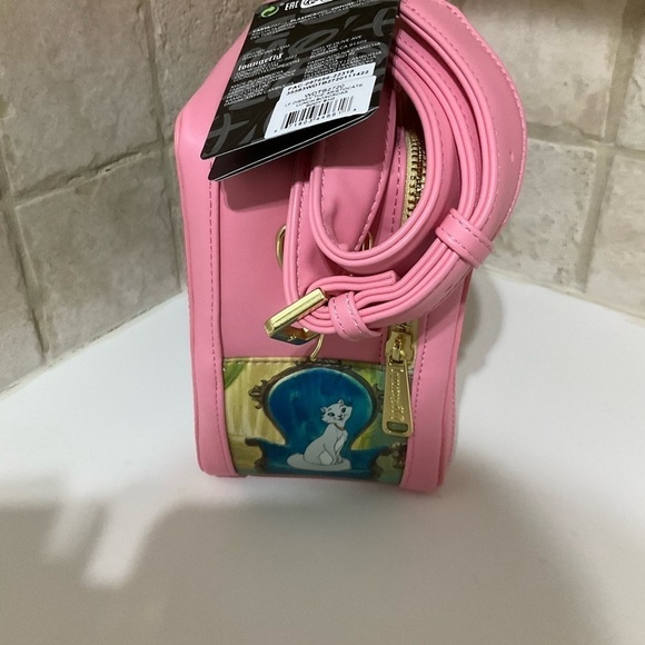 Loungefly Disney The Aristocats Pink Musical Lunchbox Crossbody Bag NWT - Picture 6 of 8